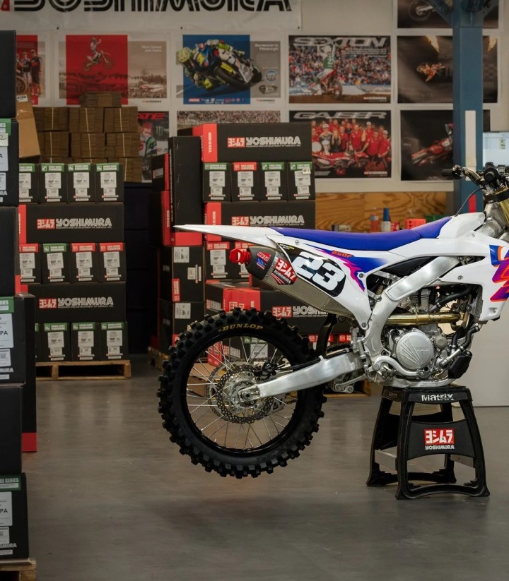 Escape completo Yoshimura RS-10 Aluminio con punta de carbono para Yamaha YZ 250 F (24-26) 231030s320