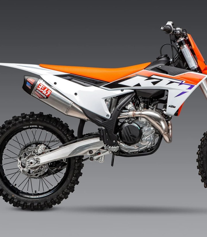 Uitlaat Yoshimura RS-12 Aluminium met carbon eindkap voor diverse modellen van Husqvarna en KTM 262542s320