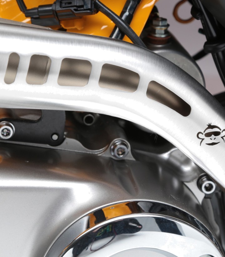 Compleet uitlaatsysteem Yoshimura RS-3 Staal met titanium eindkap voor Honda Z 125 MA Monkey (18-24) 12130a5500