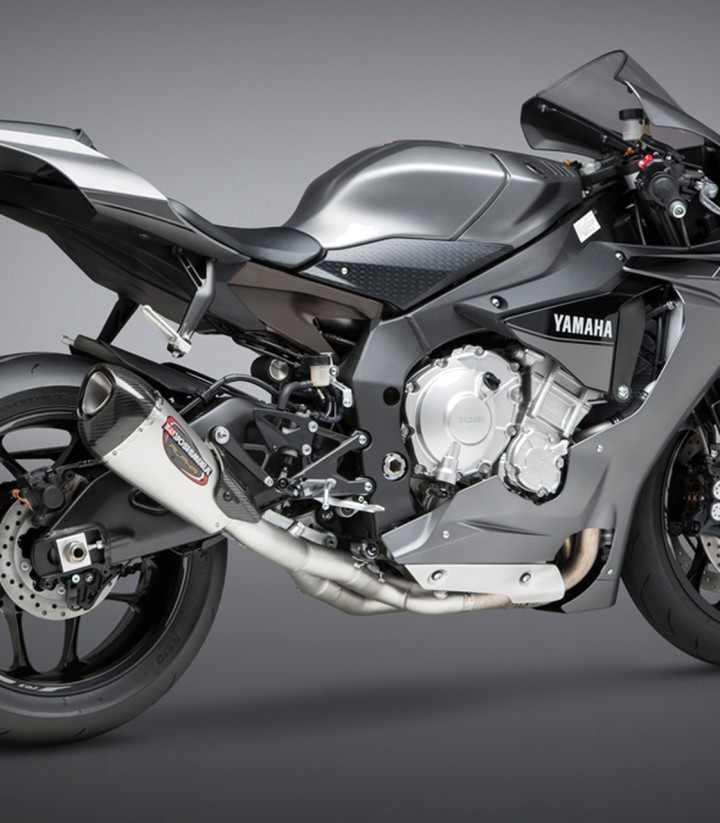 Yoshimura Alpha T Mid-Pipe for Yamaha YZF R1 (15-24) 13141cp520