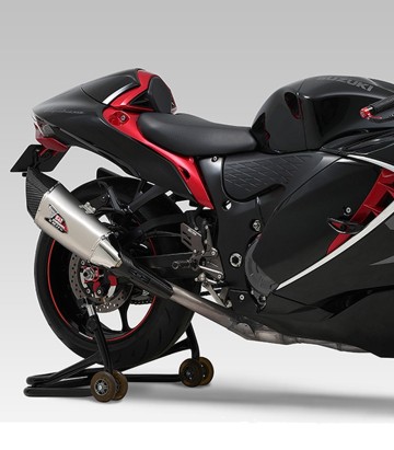Escape homologado Yoshimura R-11Sq Acero satinado con punta de carbono para Suzuki GSX 1300 R Hayabusa (21-26) 1f0-592-l13g1