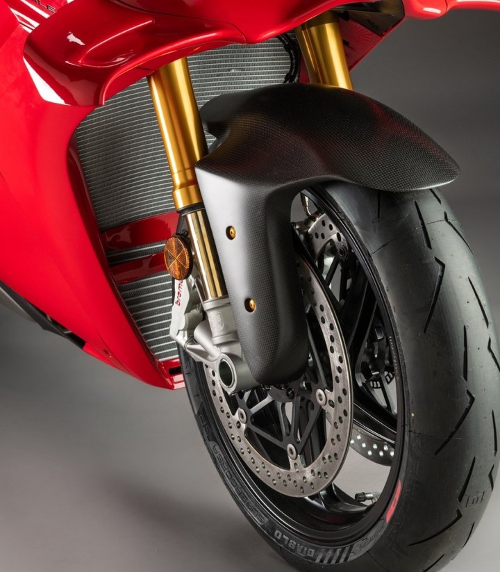 Parafango anteriore in carbonio LighTech per Ducati Panigale 1000 V4 R (26), Panigale 1100 V4 (25-26)