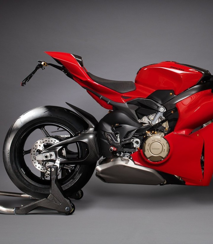 LighTech Carbon Frame Guard for Ducati Panigale 1100 V4 (25)