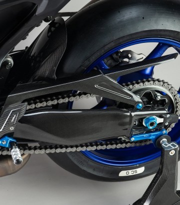 Proteção do braço oscilante de carbono LighTech para Yamaha R9 (25)