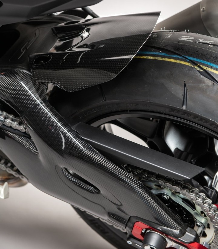 Guardabarros Trasero de Carbono LighTech para Yamaha MT 10 (16-21), YZF R1 (15-25)