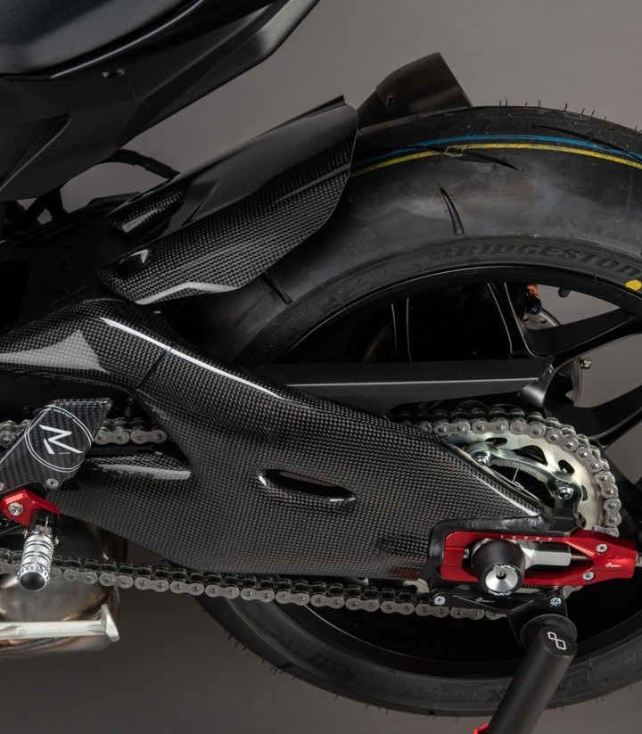 Garde-boue arrière en carbone LighTech pour Yamaha MT 10 (16-21), YZF R1 (15-25)