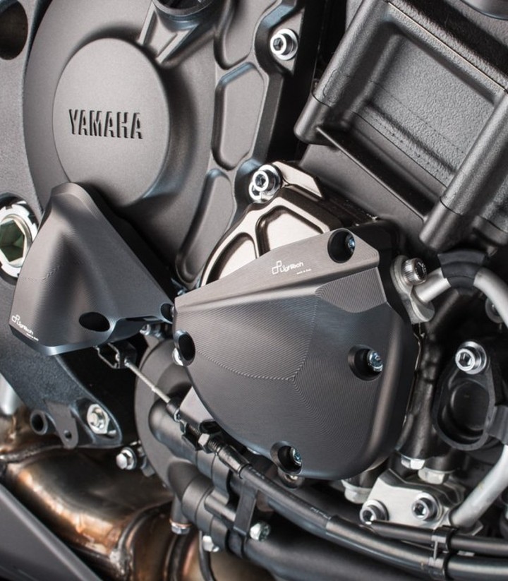 Cache de capteur pick-up en carbone LighTech, côté droit, noir pour Yamaha MT 10 (16-21), YZF R1 (15-25)
