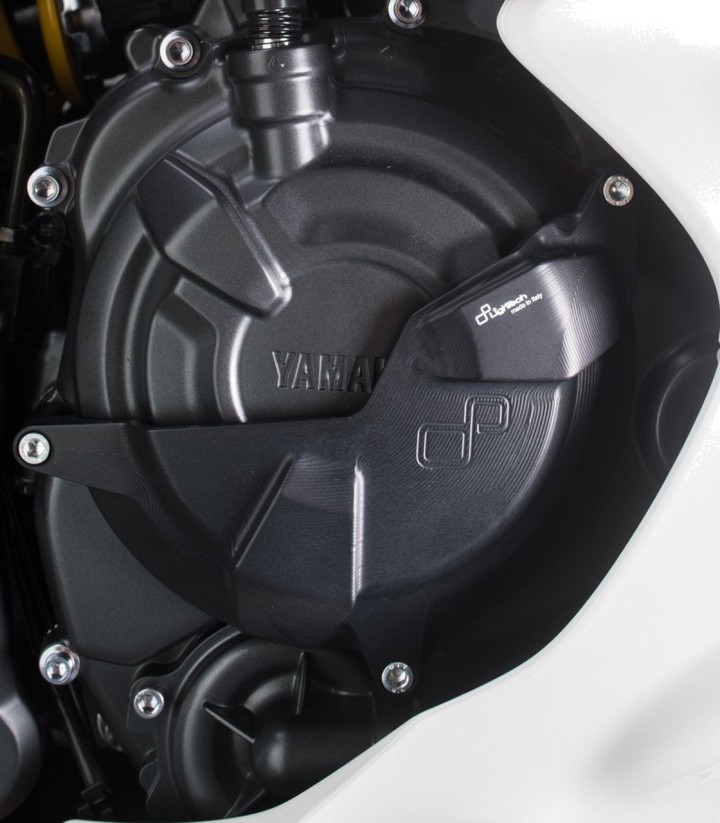 LighTech Carbon-Kupplungsdeckel rechts in Schwarz für Yamaha R7 (22-24)