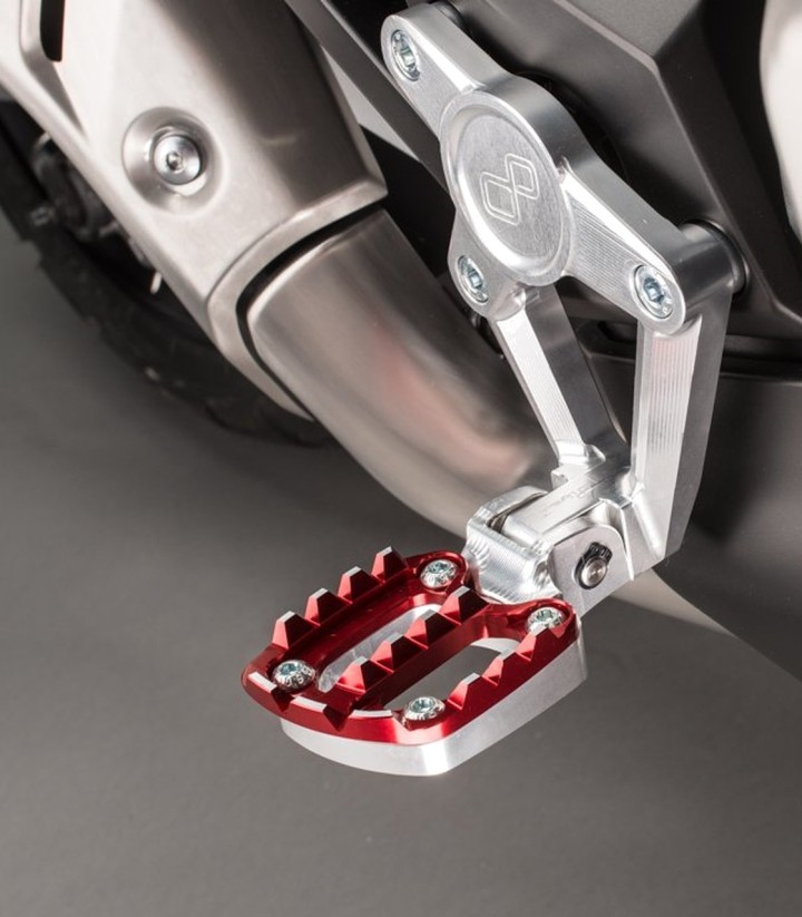 Pedaleiras Reguláveis LighTech para Honda X ADV 750 (17-20)