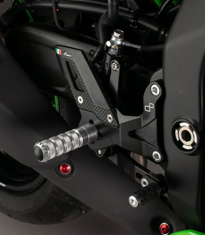 LighTech Adjustable Rearsets for Kawasaki ZX 25 R (23-24), ZX 4 RR (24)