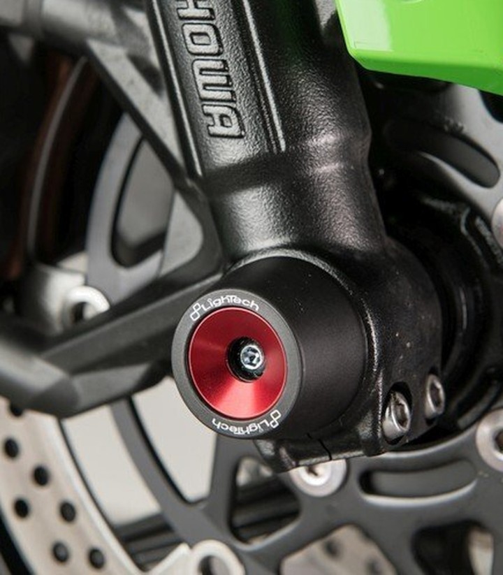 Protezioni perno ruota LighTech anteriori e posteriori in rosso per Kawasaki ZX 6 R (24)