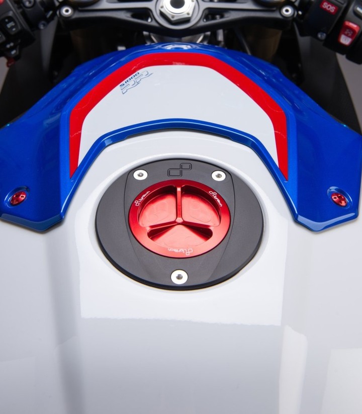 LighTech tankdop met schroefdraad in rood voor BMW S 1000 R (14-19), S 1000 RR (09-22)