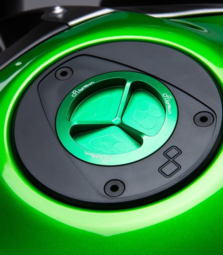 LighTech tankdop met schroefdraad in groen voor diverse modellen van Kawasaki