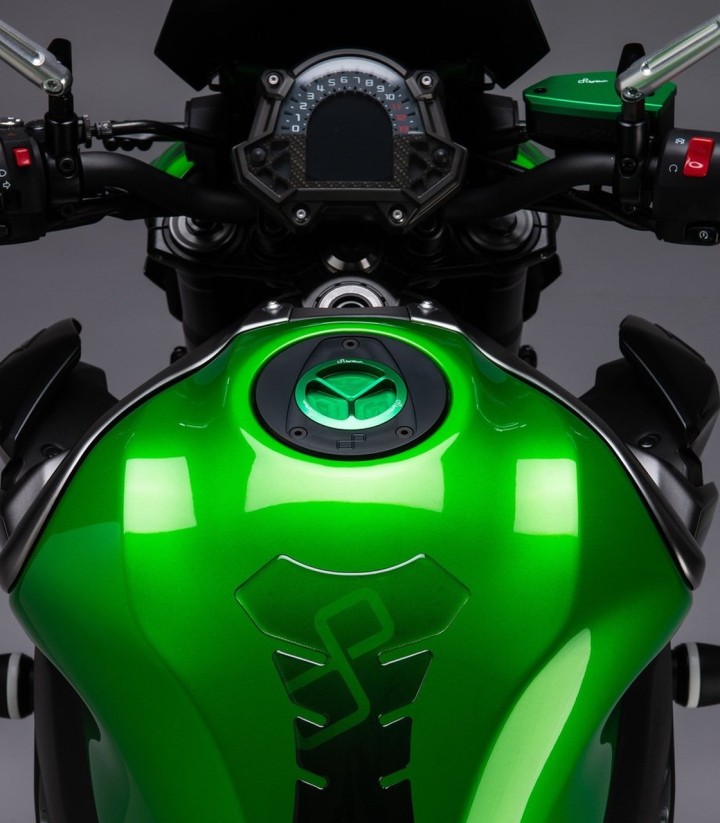 LighTech tankdop met schroefdraad in groen voor diverse modellen van Kawasaki