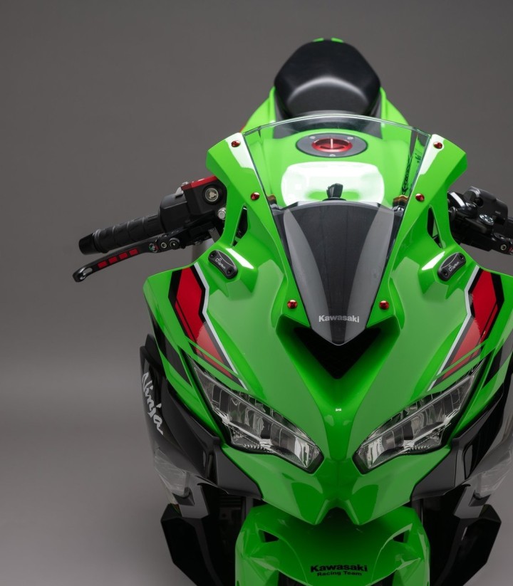LighTech-Spiegelkappen in Schwarz für Kawasaki ZX 10 R (11-15)