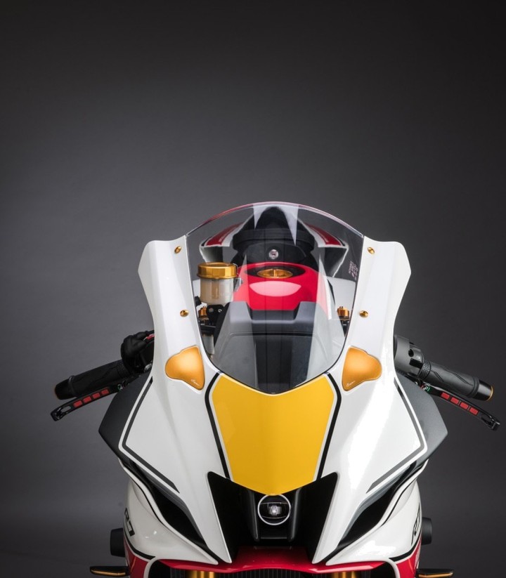 Tapas de Retrovisor LighTech en Oro para Yamaha R7 (22-24), YZF R6 (17-24)