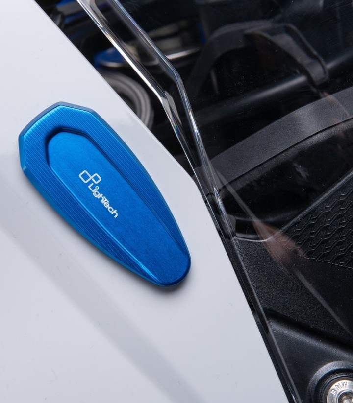 Coperture per specchietti retrovisori LighTech in blu cobalto per BMW S 1000 RR (19-25)