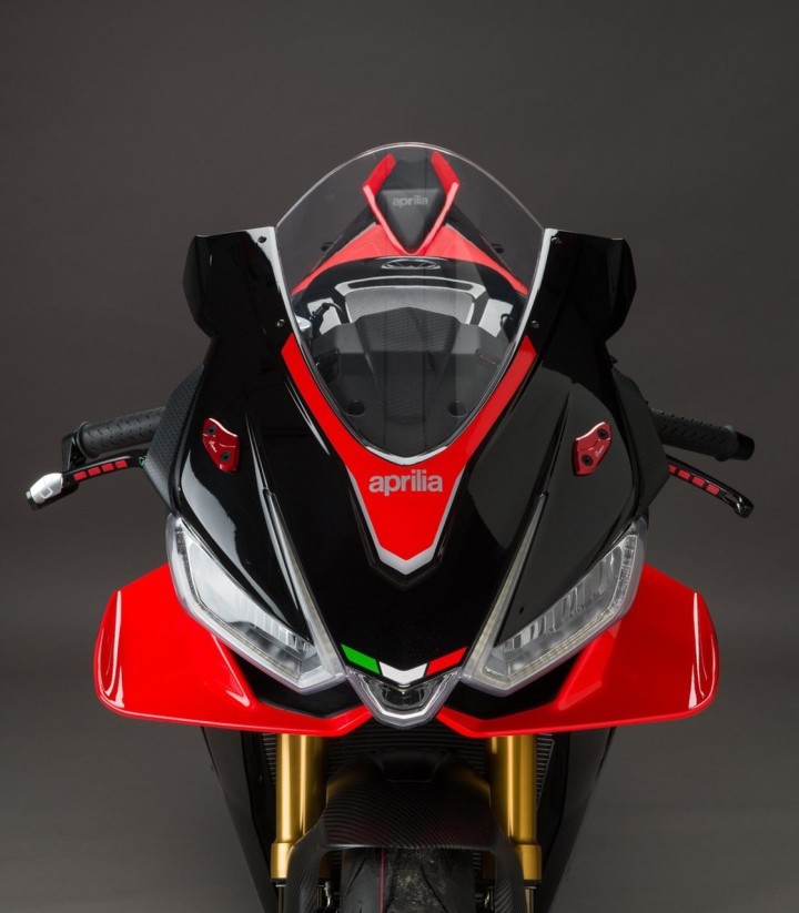 Tampas de espelho retrovisor LighTech em vermelho para Aprilia RS 660 (20-24), RSV 4 1000/1100 (09-25), Tuono V4 1100 (25)