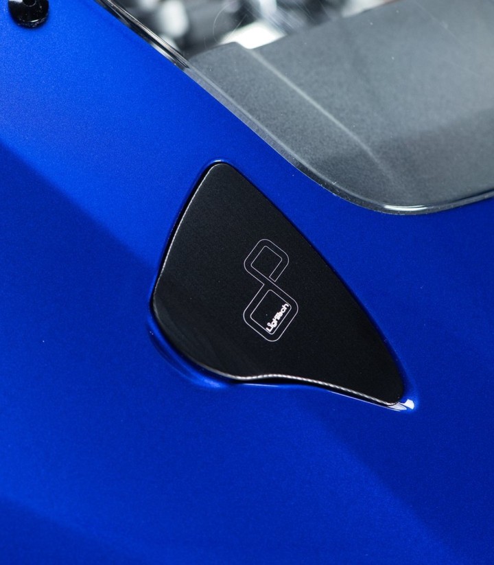 Caches de rétroviseur LighTech noirs pour Yamaha R9 (25)
