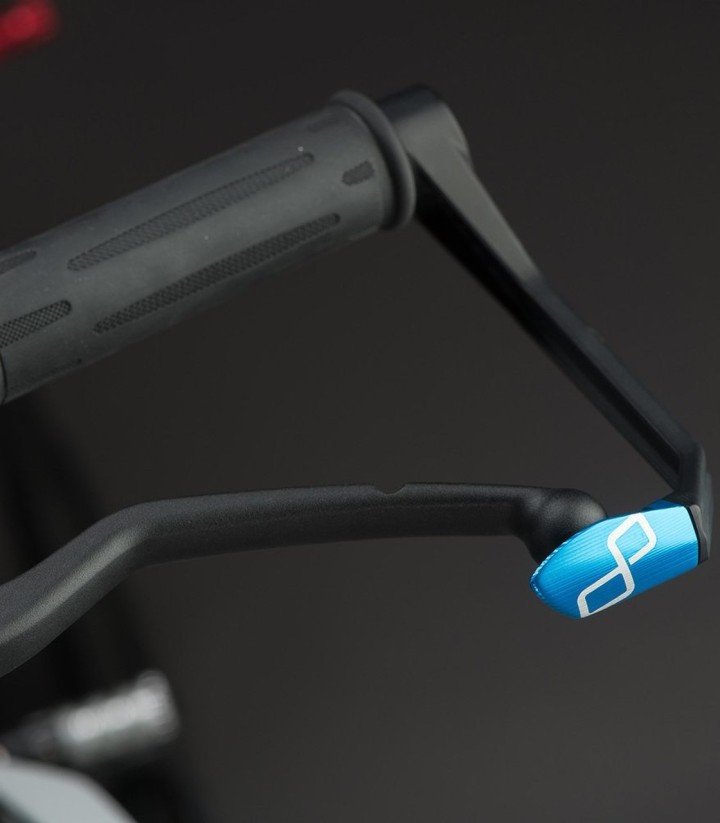 Protezione leva frizione LighTech da 132 mm in blu cobalto