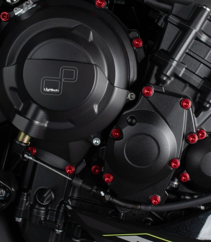 Protetor da tampa da embraiagem LighTech direito em preto para Triumph Street Triple 765 (17-24)
