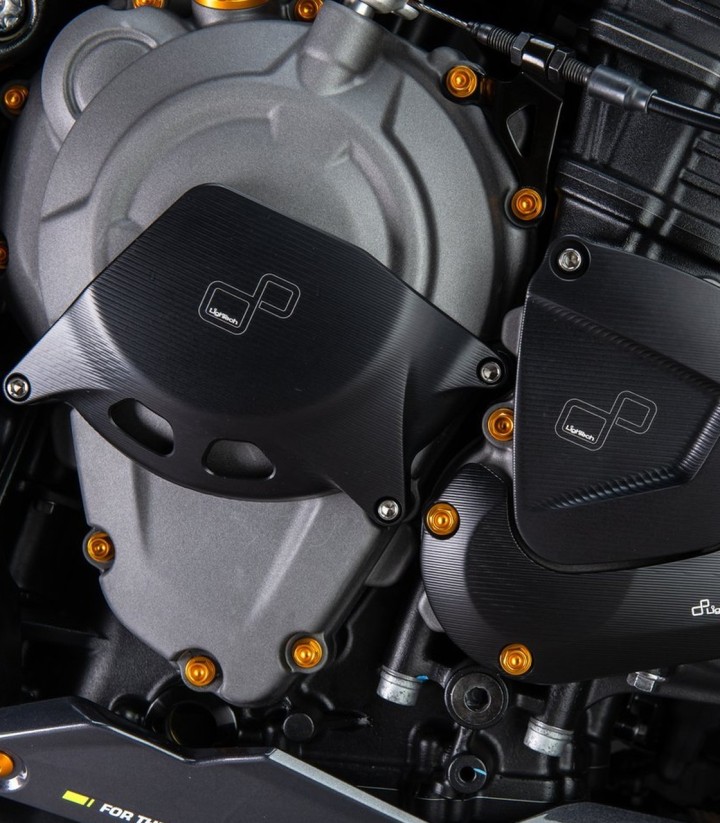 Tampa do pick-up em carbono LighTech para Triumph Speed Triple 1200 (21-25)