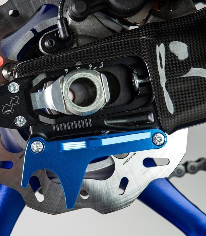 Diábolos para Caballete LighTech en Azul Cobalto para Yamaha MT 10 (16-22), R7 (22-25), YZF R1 (15-25), YZF R6 (17-25)