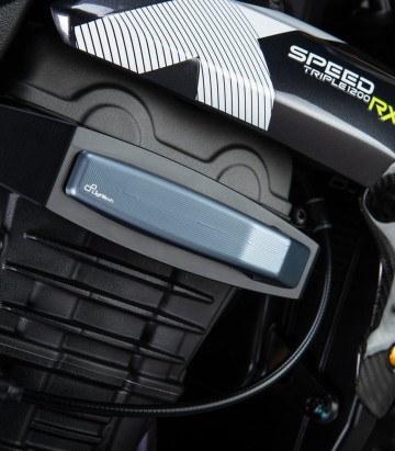 Valblokken LighTech in zwart voor Triumph Speed Triple 1200 (25)