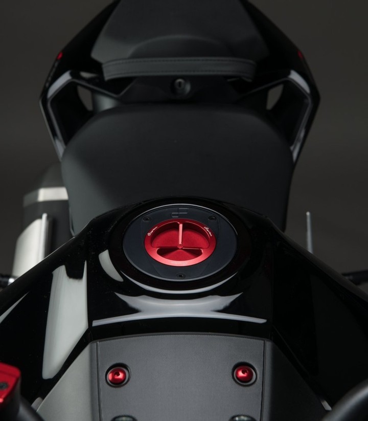 LighTech Tankdeckel mit Schraubverschluss in Rot für mehrere Modelle von Honda