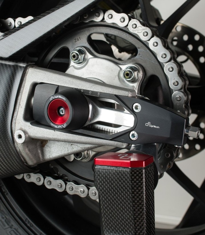 Tensores de Cadena LighTech en Negro para Aprilia RSV 4 1100 (20-25), Tuono V4 1100 (21-25)