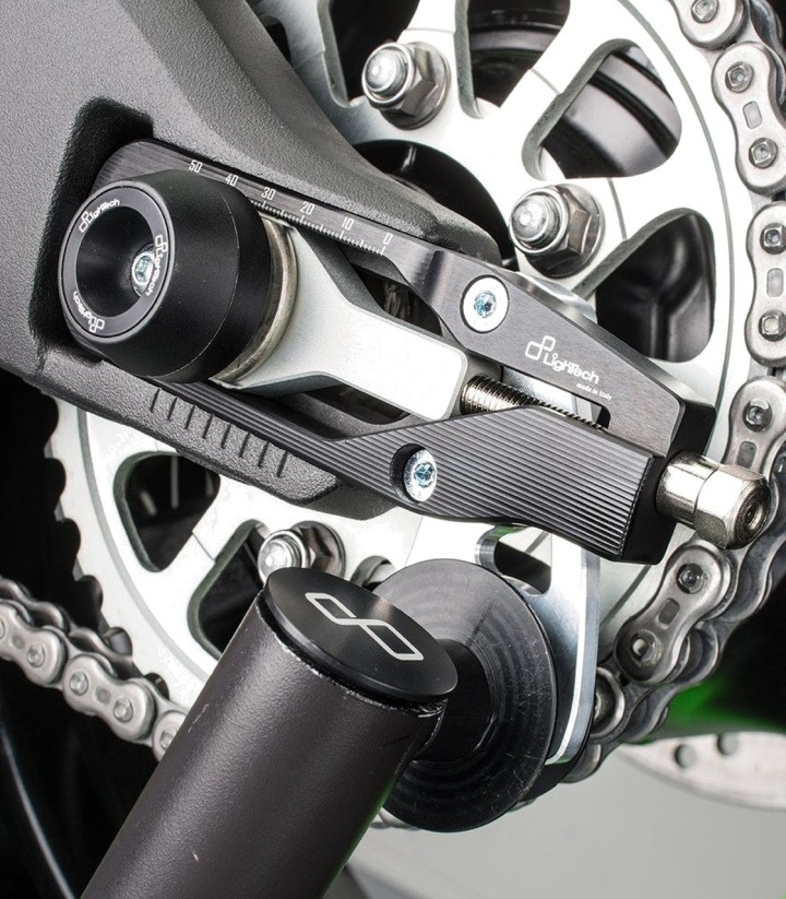 Tendeurs de chaîne LighTech coloris noir pour Kawasaki ZX 10 R (16-25)