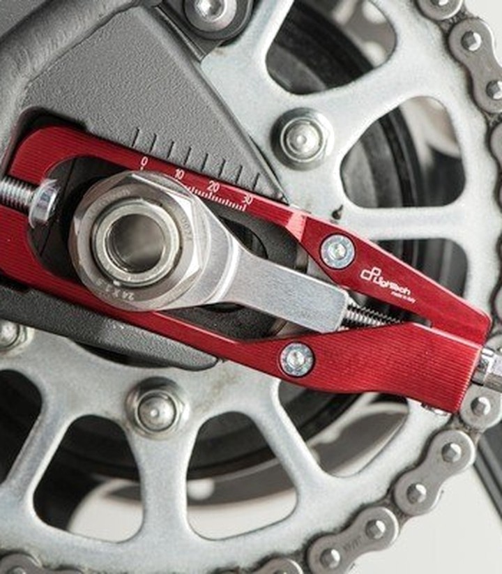 Tensores de corrente LighTech em vermelho para Kawasaki ZX 6 R (09-25)