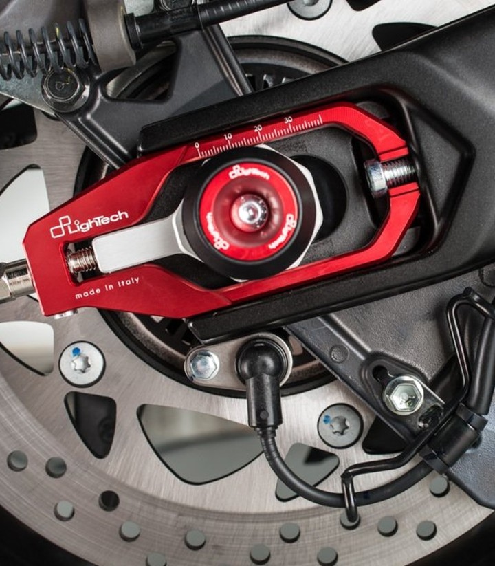 Tensores de corrente LighTech em vermelho para Yamaha TMAX 500 (08-11), 530 (12-24), 560 (20-25)