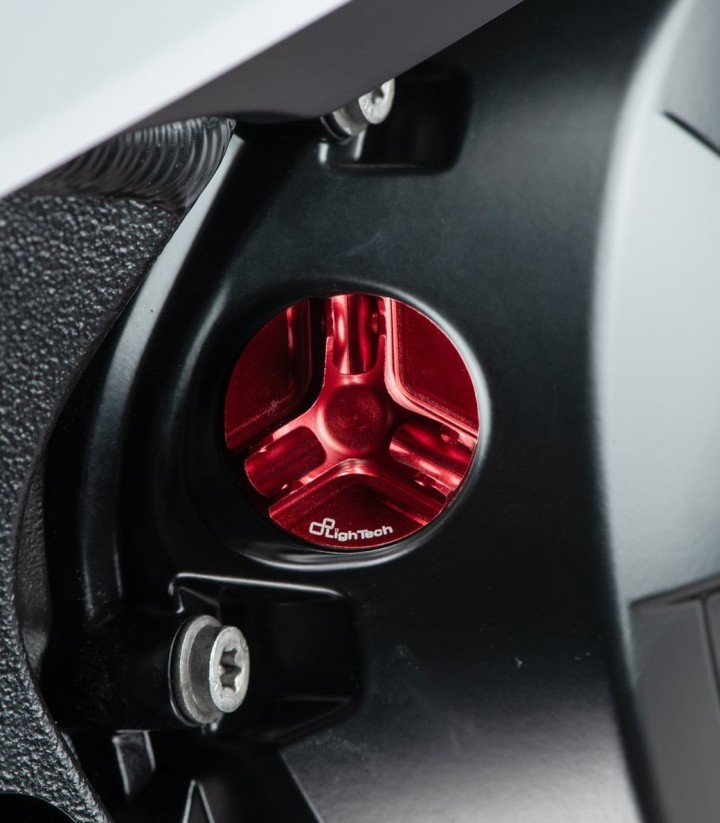 LighTech Öleinfülldeckel M24 x 2 in Rot für BMW S 1000 R (24-25), S 1000 RR (24-25)