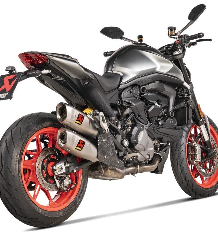 Paracalore Akrapovič in carbonio per Ducati Monster 937 (21-25) P-HSD9SO3