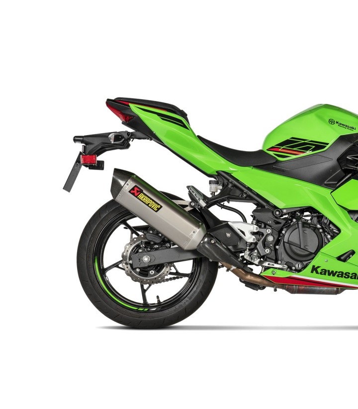 Paracalore Akrapovič in carbonio per Kawasaki Ninja 400 (18-26), Ninja 500 (24-26), Z 400 (19-26), Z 500 (24-26) P-HSK4SO5