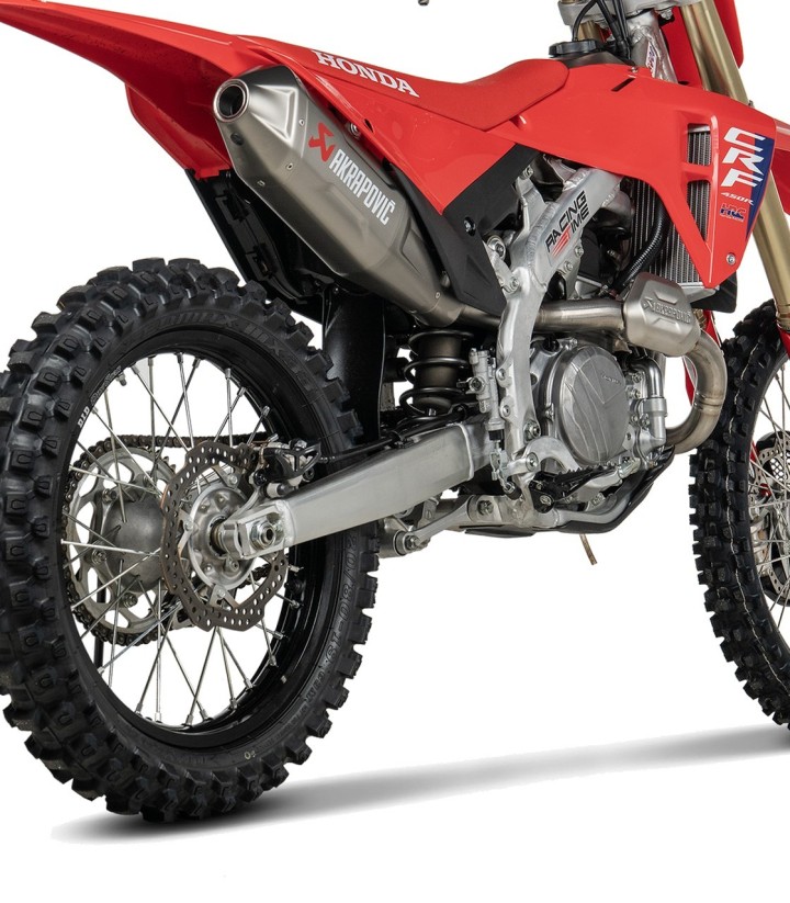 Escape Akrapovič Evolution em titânio para Honda CRF 450 R/RX (25-26), CRF 450 X (25) S-H4E1-FDHLT