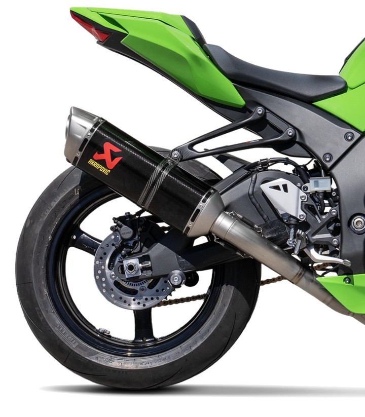 Escape Akrapovič Evolution em carbono para Kawasaki ZX 10 R (26) S-K10E12-RC
