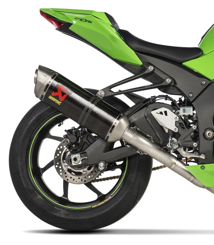 Akrapovič Evolution Exhaust in Carbon for Kawasaki ZX 10 R (26) S-K10E12-RC