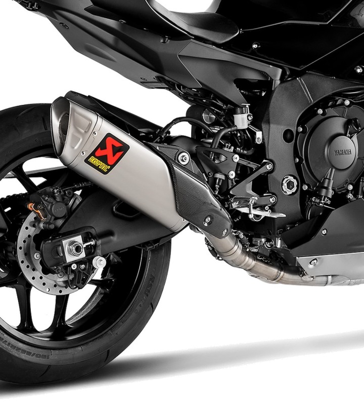 Échappement Akrapovič Evolution en titane pour Yamaha YZF R1 (15-26) S-Y10E6-APLT