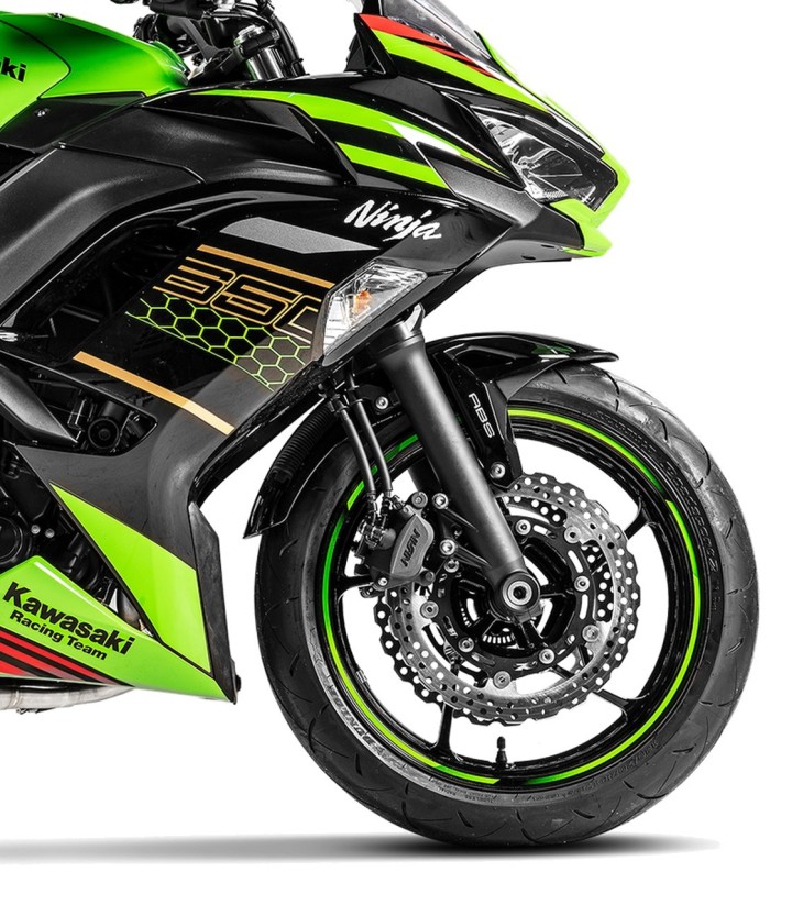 Échappement Akrapovič Racing en titane pour Kawasaki Ninja 650 (17-26), Z 650 (17-26) S-K6R13-AFCRT/1