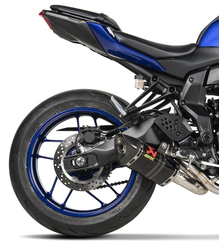 Escape Akrapovič Racing en Carbono para Yamaha MT 07 (14-26), MT 07 Tracer (20-26), XSR 700 (16-26) S-Y7R2-AFC/1