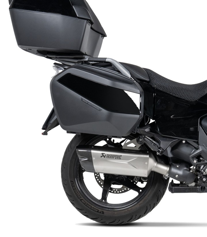 Akrapovič-Auspuff aus Titan für BMW R 1300 RT (25-26) S-B13SO5-HJGT
