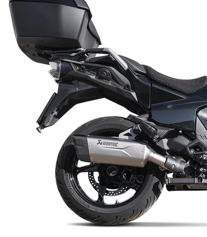 Akrapovič-Auspuff aus Titan für BMW R 1300 RT (25-26) S-B13SO5-HJGT