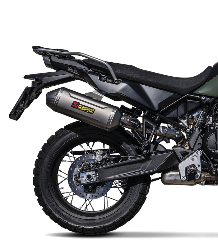 Akrapovič-uitlaat van titanium voor CFMOTO MT-X 1000 (26), MT-X 800 (25-26) S-CF10SO1-HFTT