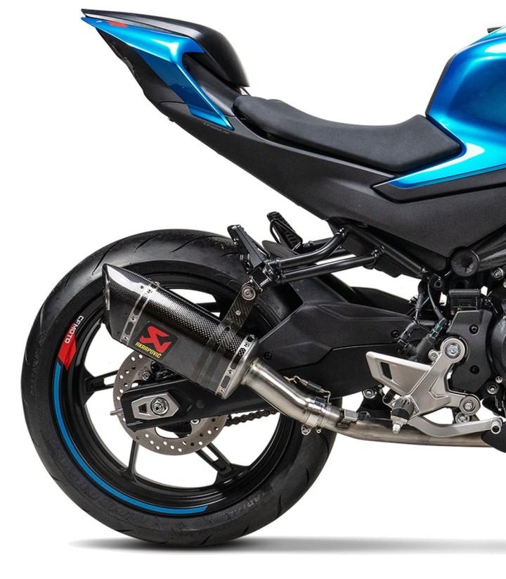Escape Akrapovič em carbono para CFMOTO NK 450 (24-26), SR 450 (24-26) S-CF4SO1-APC