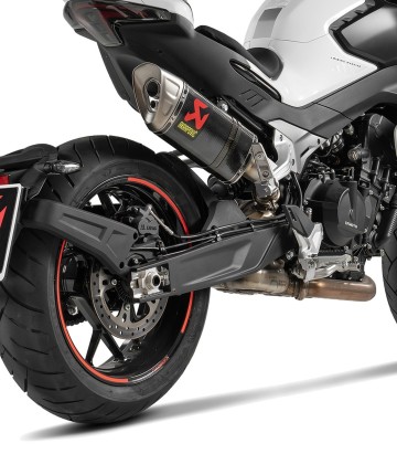 Akrapovič-Auspuff aus Carbon für CFMOTO NK 800 (23-26) S-CF8SO1-HAPLC