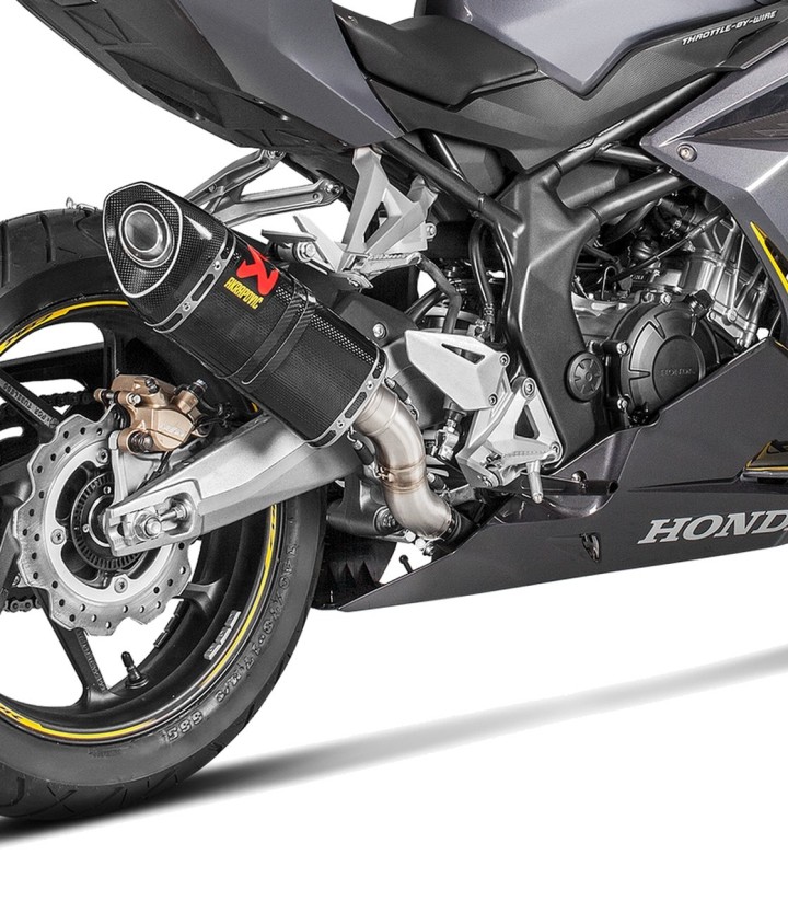 Akrapovič Exhaust in Carbon for Honda CBR 250 RR (17-26) S-H2SO6-APC