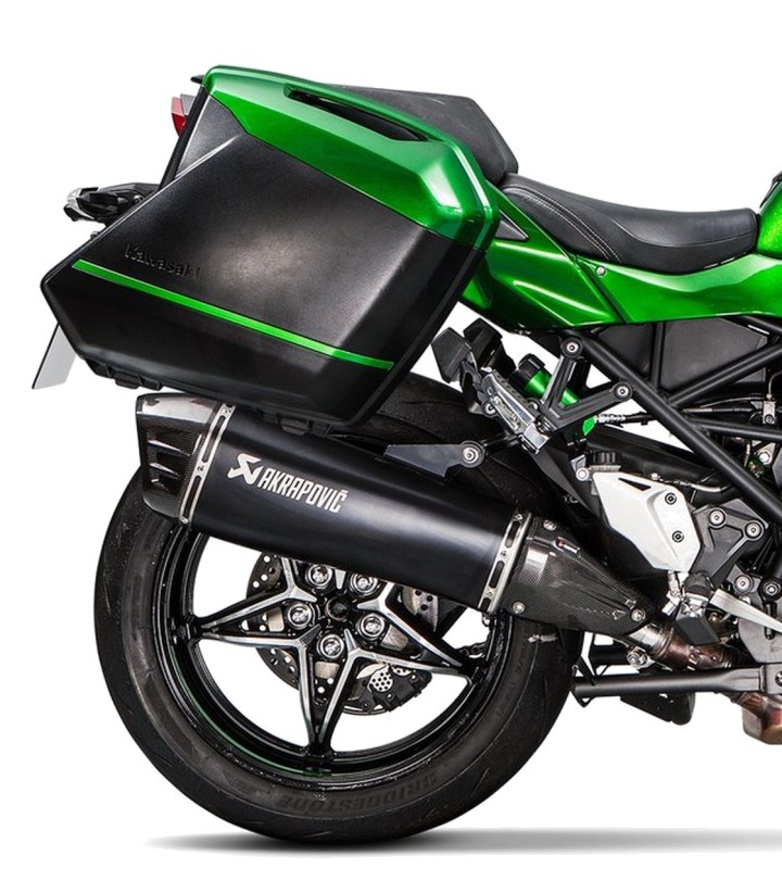 Scarico Akrapovič nero per Kawasaki Ninja H2 SX (18-20) S-K10SO21HRAABL