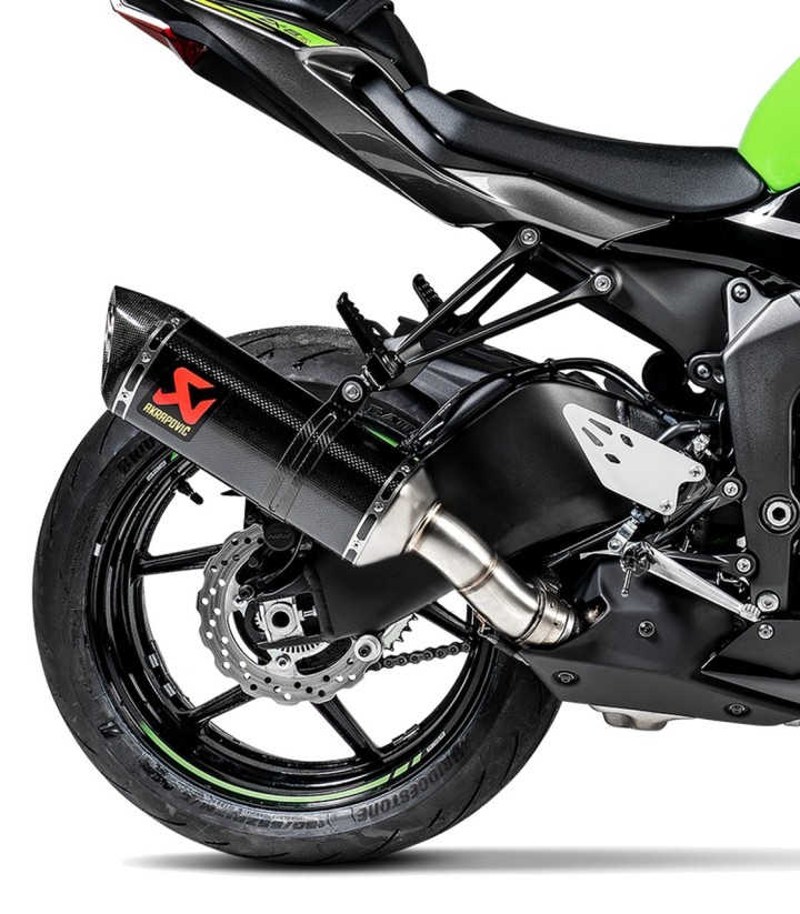 Akrapovič Exhaust in Carbon for Kawasaki ZX 6 R (09-26) S-K6SO7-ZC